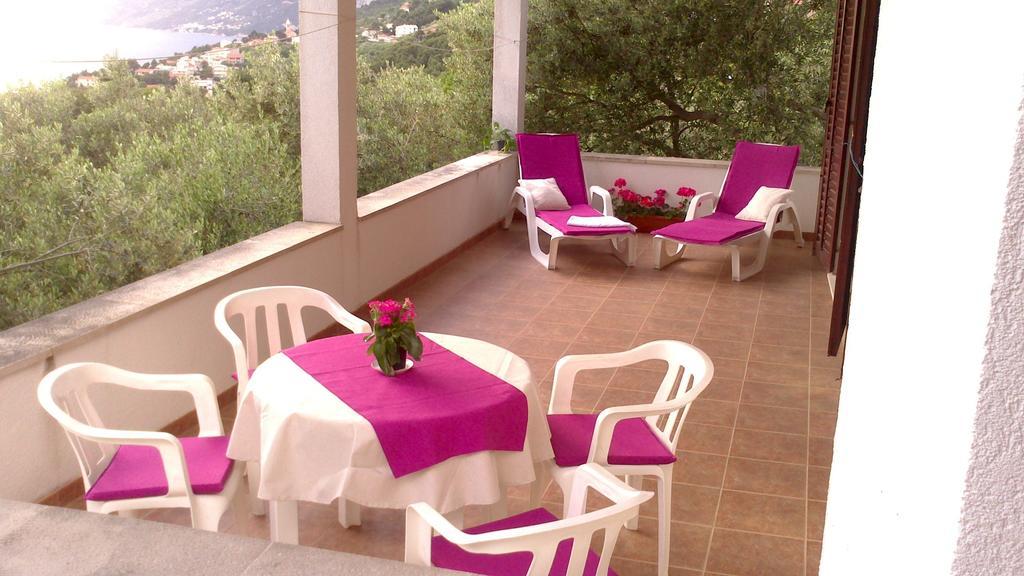 Holiday Home Oliveta Brela Cameră foto