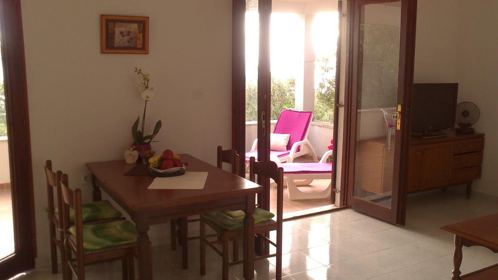 Holiday Home Oliveta Brela Cameră foto
